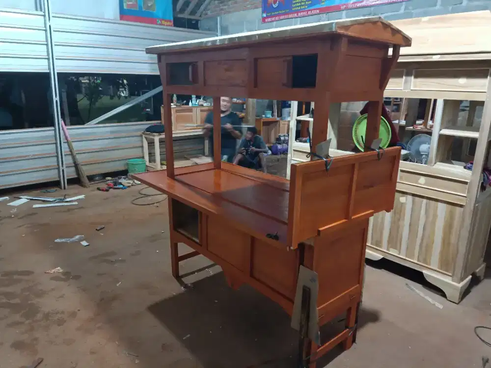 Gerobak Angkringan jg Melayani Pesanan Grobak Bakso Mie Bubur Sate dlL