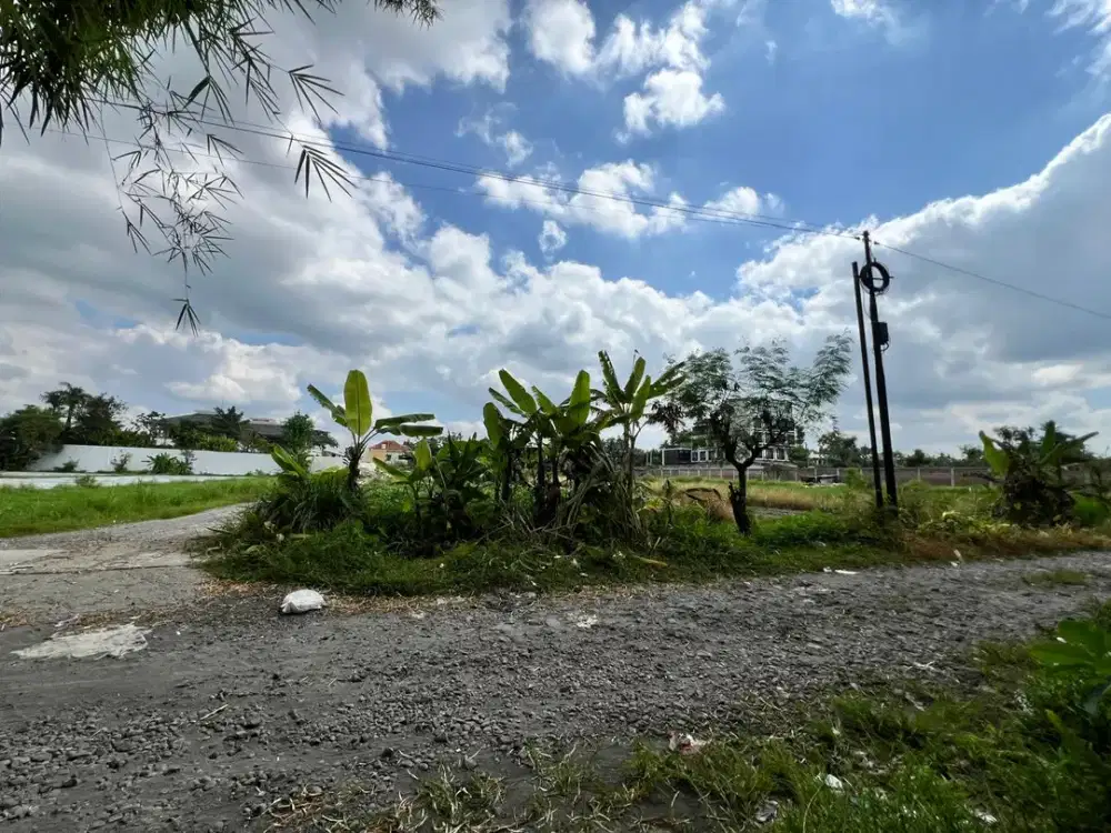 DIJUAL CEPAT TANAH SUPER STRATEGIS LOKASI DI SARIHARJO NGAGLIK, SLEMAN DEKAT HYATT PALAGAN UGM AL AZHAR