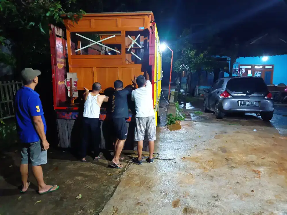 Gerobak Angkringan jg Melayani Pesanan Grobak Bakso Mie Bubur Sate dlL