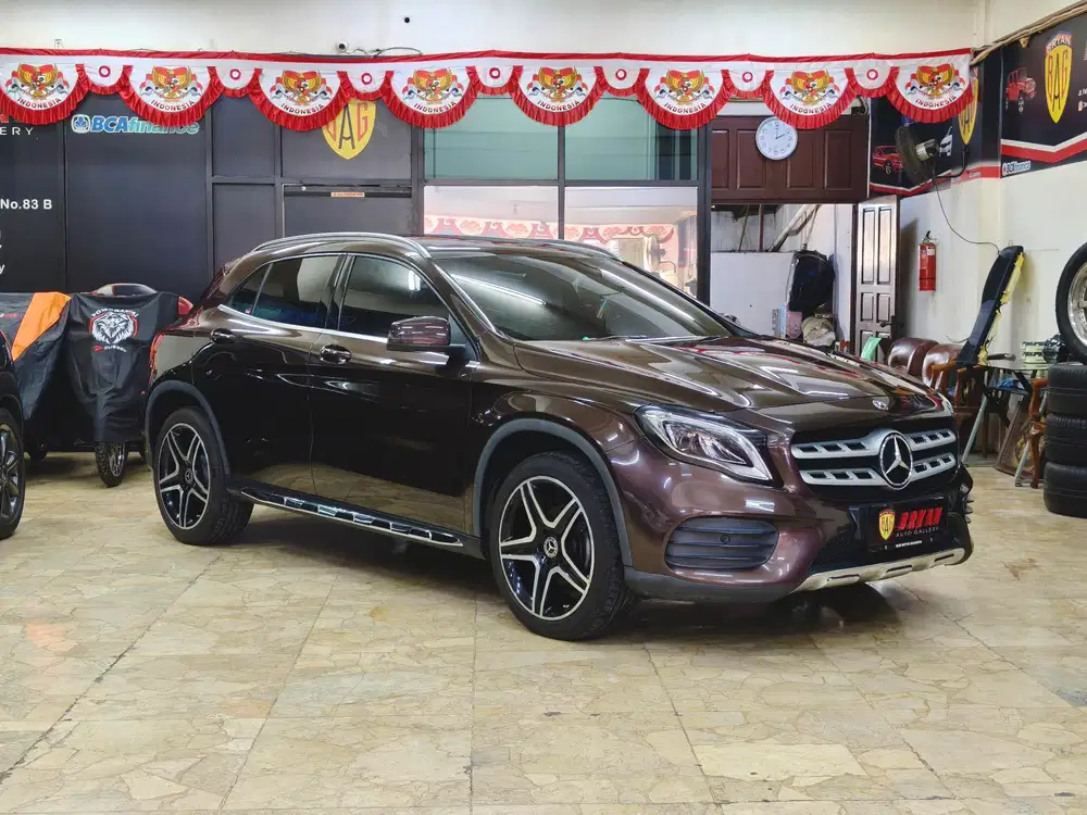 KM50RB RARE MERCEDES BENZ GLA200 AMG 2018 COKLAT