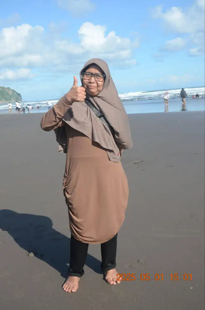 Serius mencari kerjaan dengan halal, Art masak² dan bersih² rumah