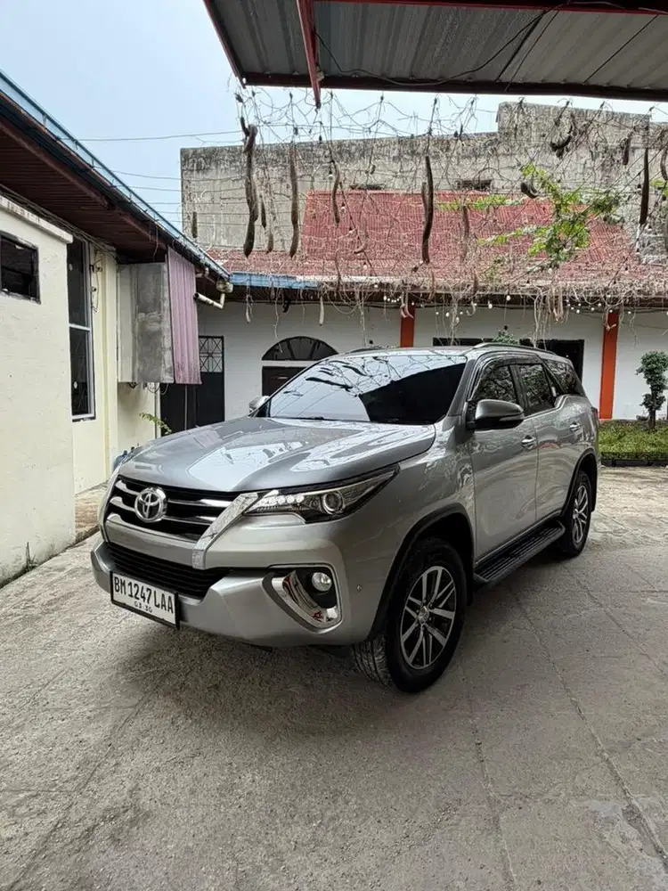 TOYOTA FORTUNER VRZ 2.4 DIESEL 2017 AUTOMATIC DOEBEL CAKRAM