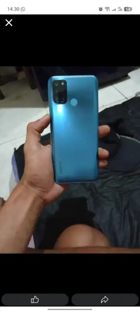 Realme Warna Biru