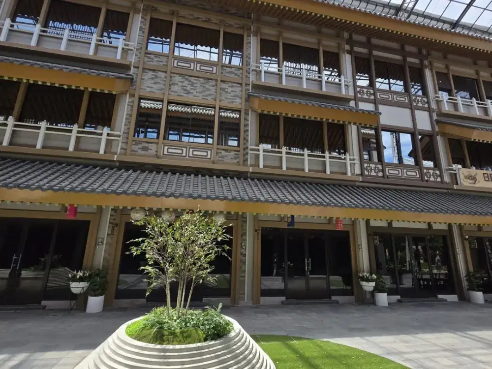 Rukan Euro Asia Osaka, Thematic, uk 9x10, Harga 4.5 milyar