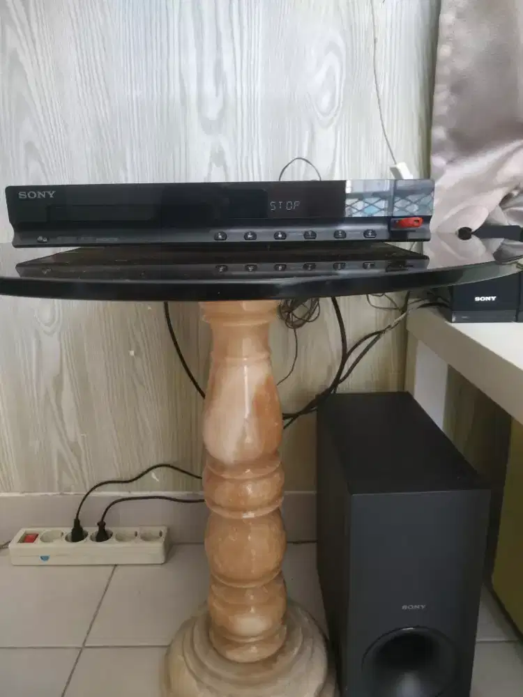 Sony home theater bisa USB 5 speaker 1 subwoofer