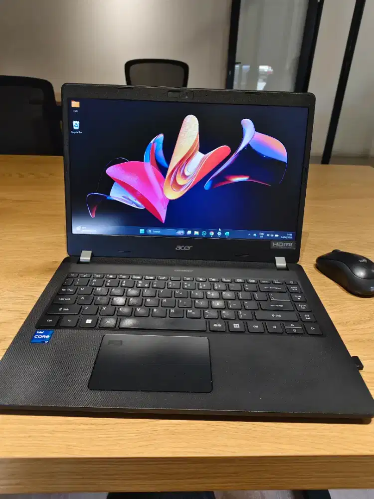 Acer Travelmate P214 core i7-1165G7