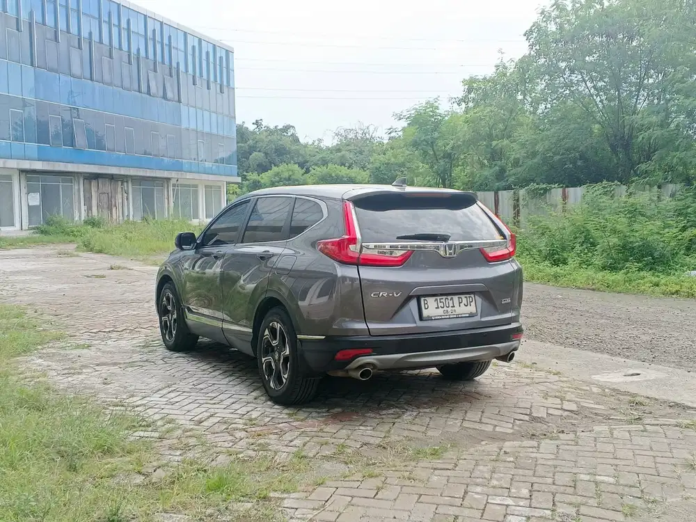 FOR SALE : HONDA CRV 1.5 TURBO AT 2019