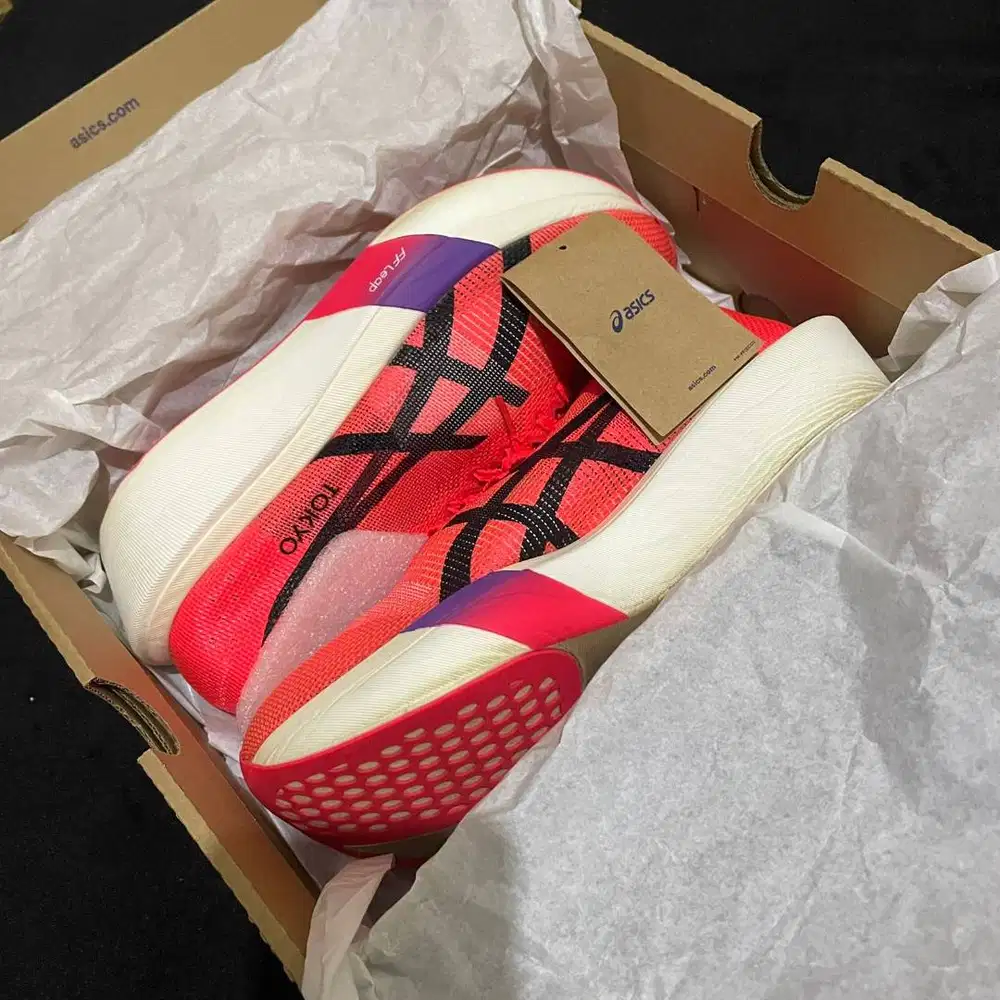 Asics Metaspeed Sky Tokyo NEGO