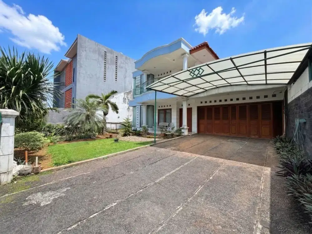 RUMAH MEWAH DI MAMPANG PRAPATAN ! AKSES JALAN UTAMA !!!