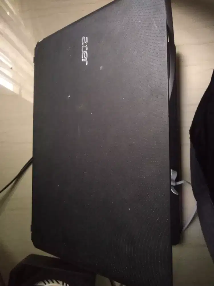 Jual Laptop Acer windows 10 pro