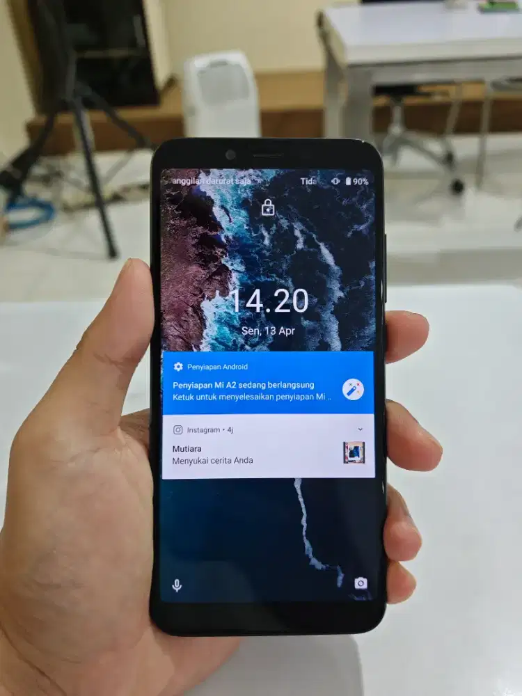 Xiaomi Mi A2 4/64GB - Mulus, No Minus, Siap Pakai!