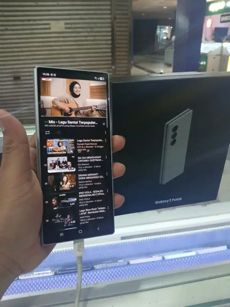 Samsung galaxy Z fold 6 12/512 super mlus seins