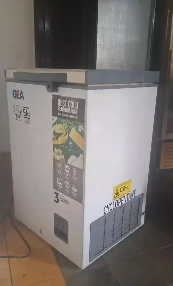 freezer gea 100 liter