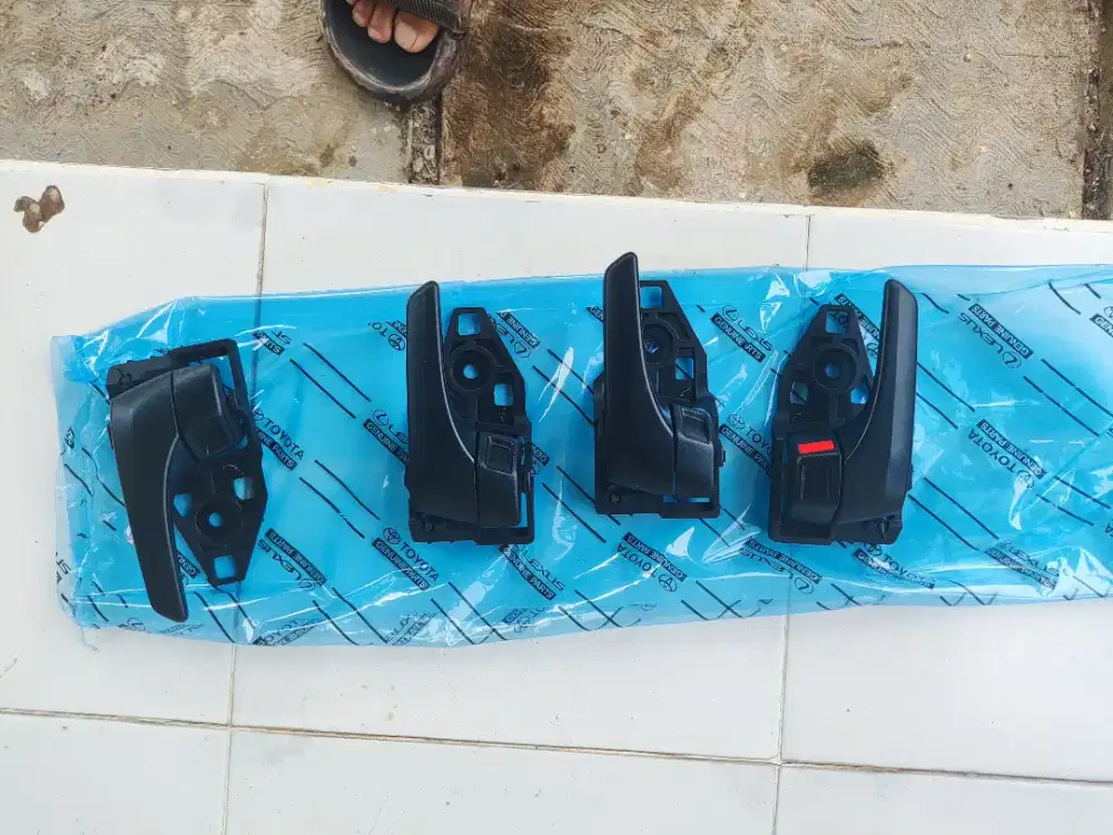 Paketan dortrim inova reborn