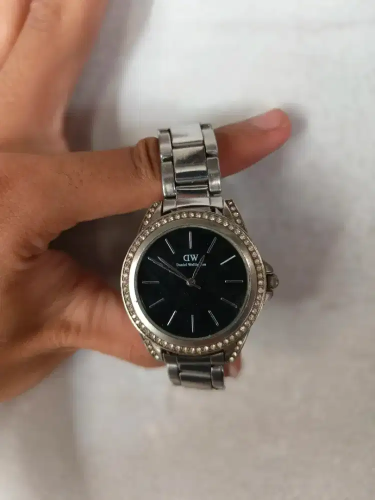 Jual jam Tangan D-W masih mulus