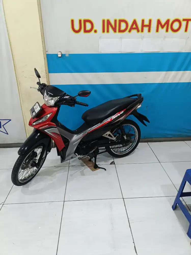 REVO INJEKSI 2014 ISTIMEWA KM LOW TIDAK BISA KREDIT TAHUN TUA