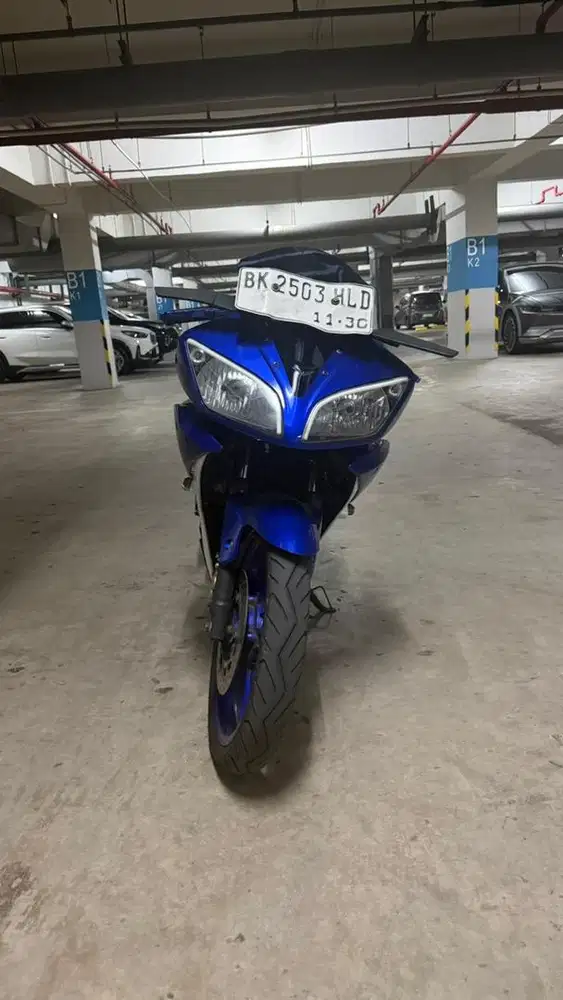 Yamaha YZF R15 V2 (2015)