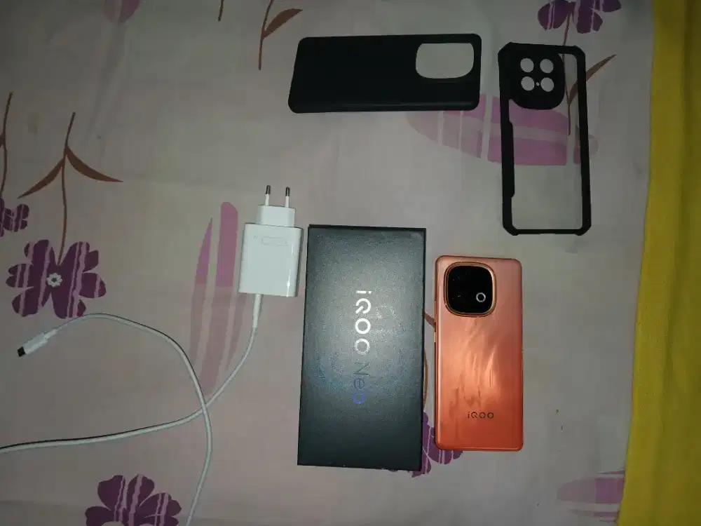 iQOO Neo 10 8/256 GB Mulus Seperti Baru