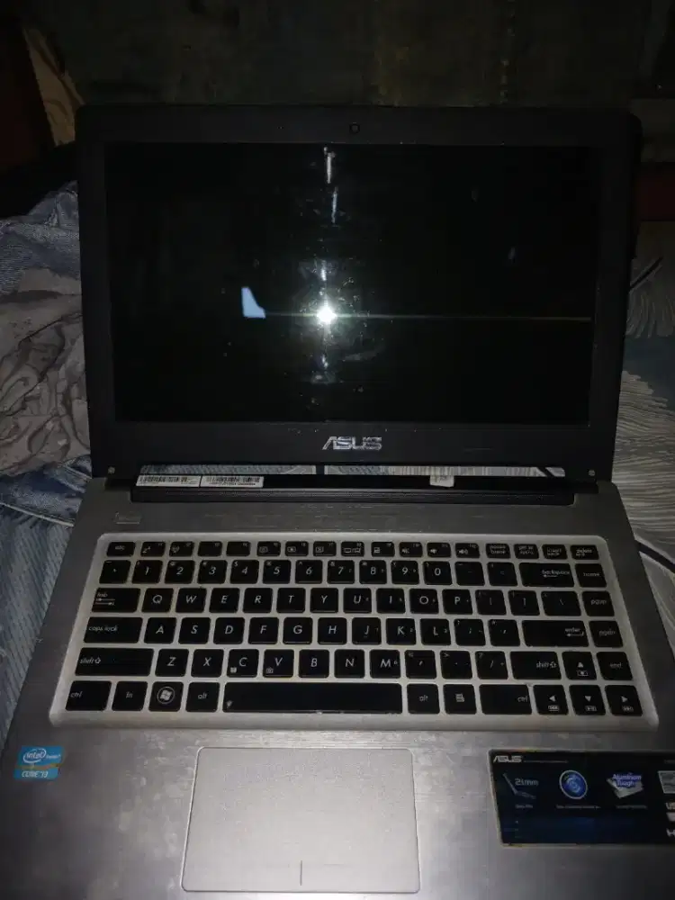 laptop 2012 kondisi nyala