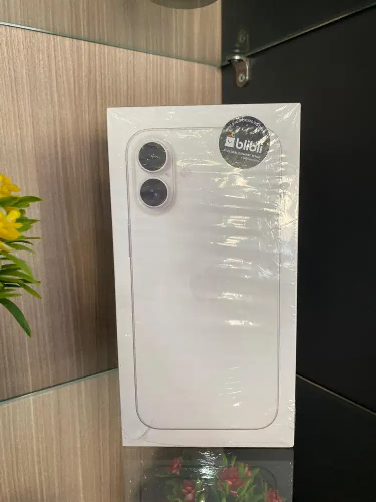 Iphone 16 plus 16.690K new