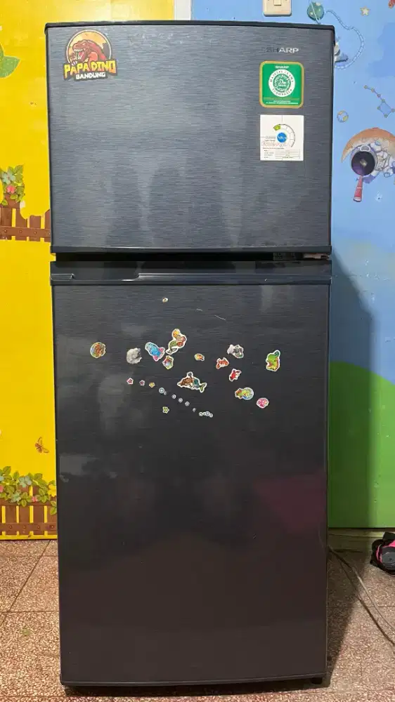 Di jual kulkas bekas