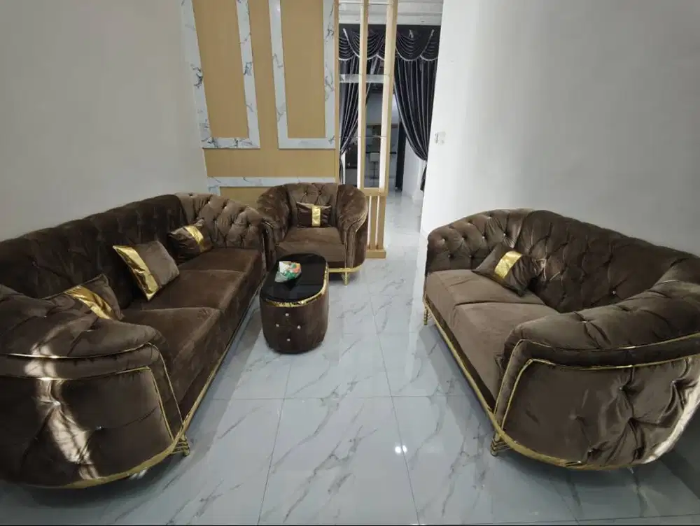 jual cepat Satu set Sofa Ruang Tamu