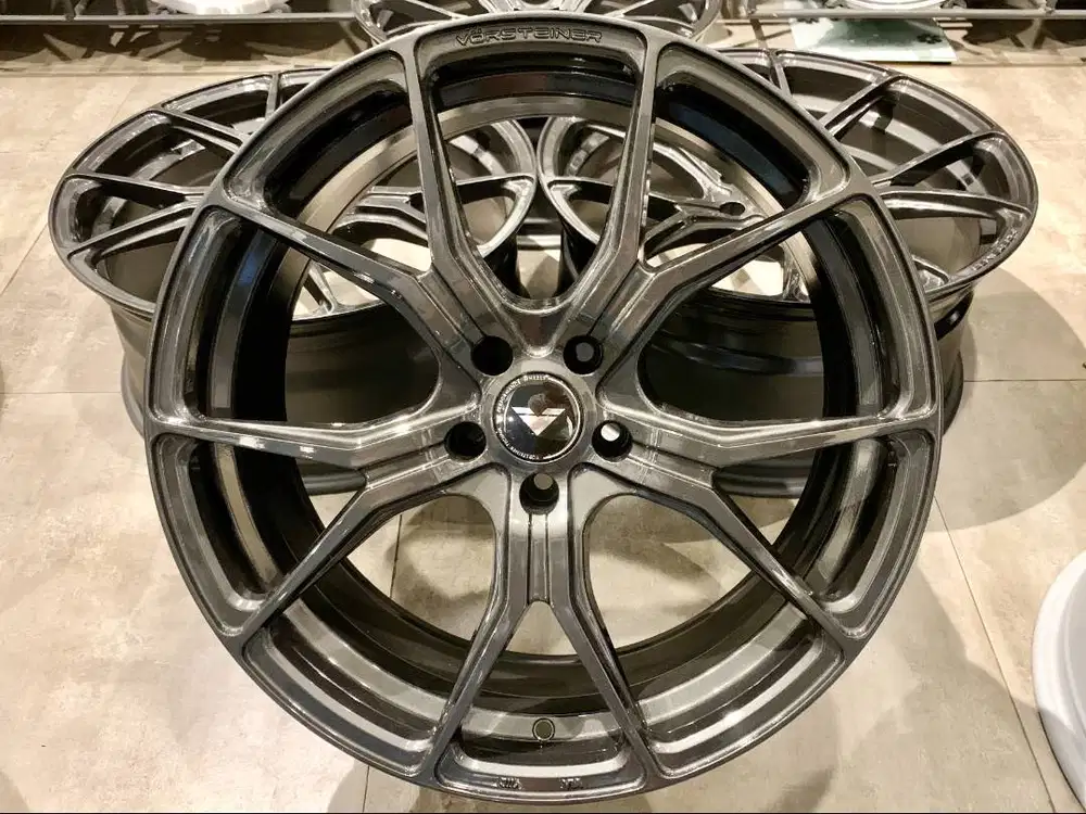 Velg Vorsteiner VFF 103 Original, R-20, Lebar 9 - 10, PCD 5x112/114