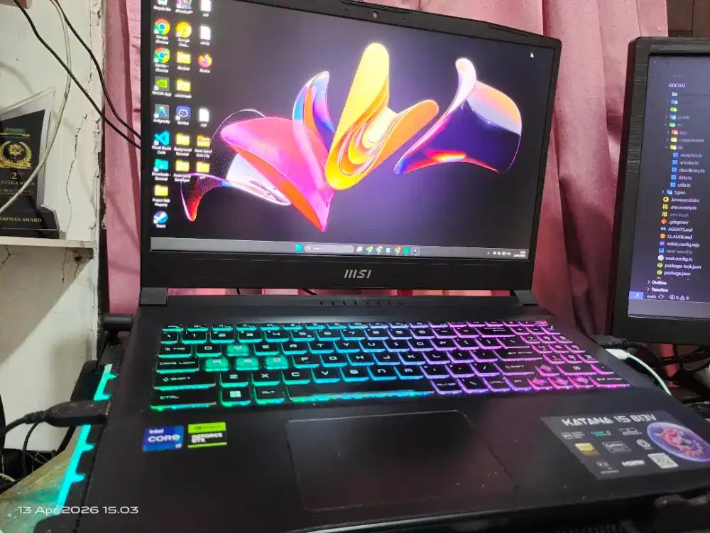 Laptop Gaming MSI Katana 15 B13VFK 64GB 1TB