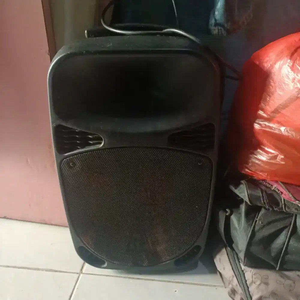 Jual speaker aktif 12 ins merk baretone