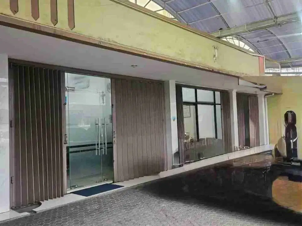 Dijual Ruko 2 lantai di Jalan Raya Argopuro Surabaya Pusat