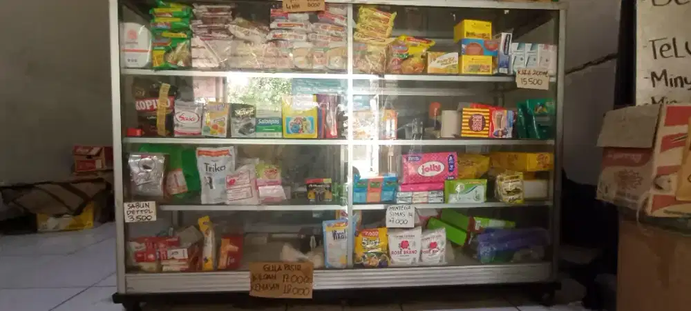 Etalase Untuk Usaha Kuat Murah