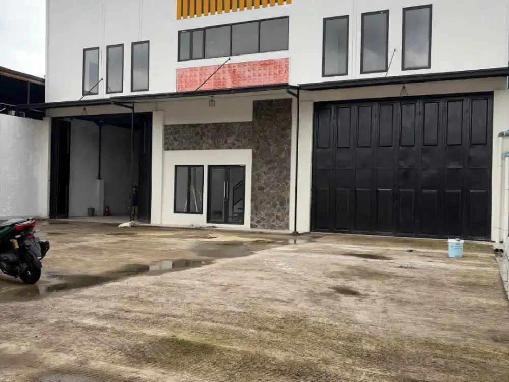 Gudang Ada Kantor Bangunan Baru di Jln PKLN Kota Bekasi