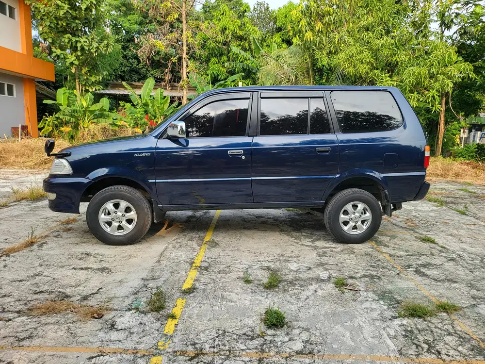 Toyota Kijang 2003 Bensin