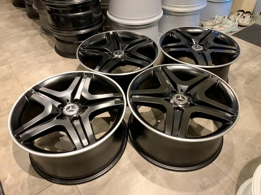 Velg OEM Mercedes Benz G63 AMG W463, R-20, Lebar 9.5, PCD 5x130