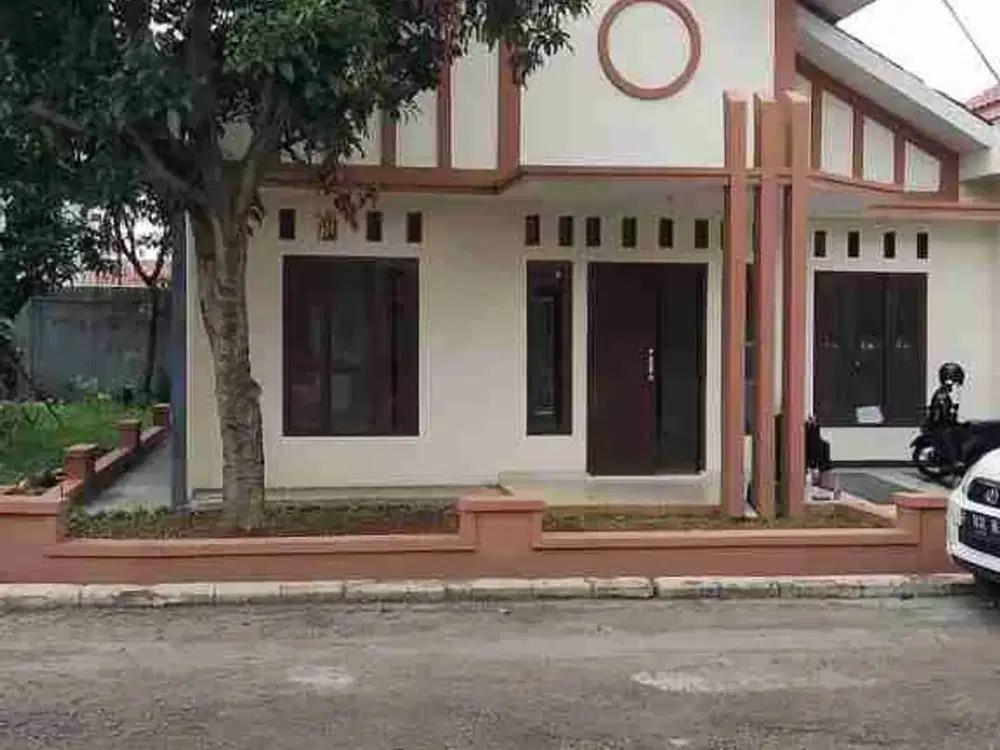 dijual rumah cilendek dalam cluster belakang yasmin