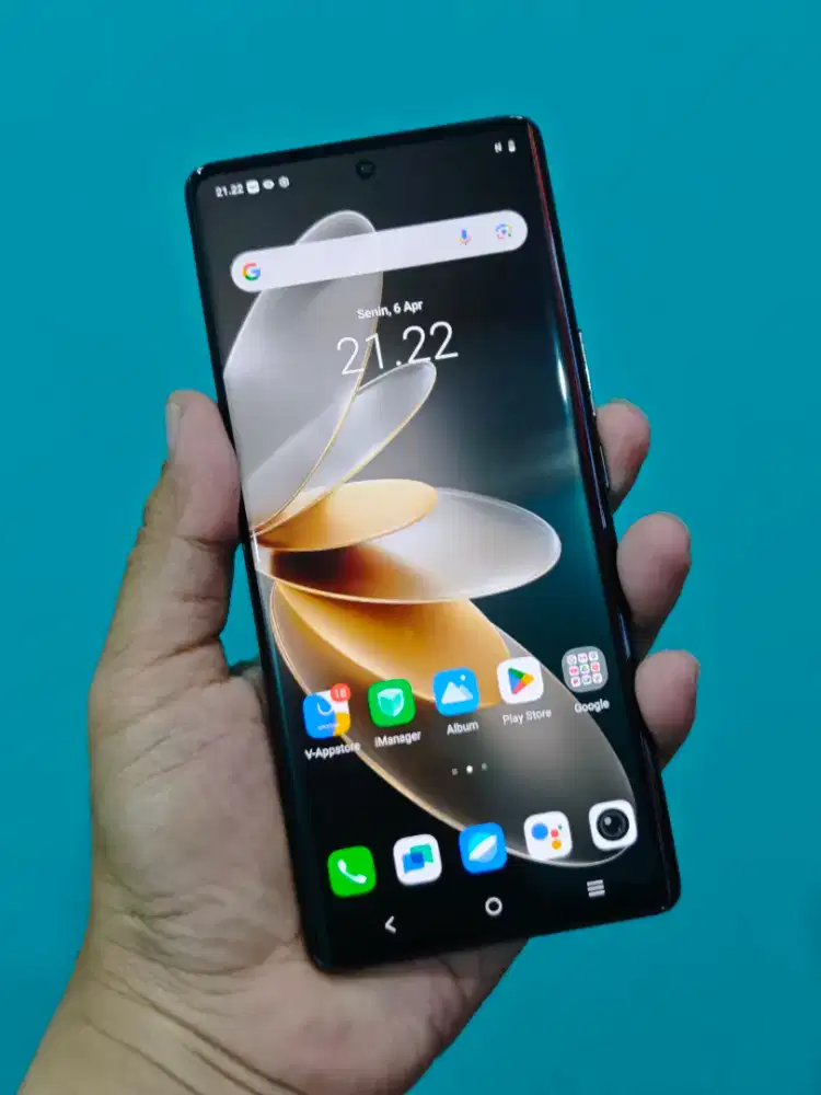 Vivo V27 5G ram 8 internal 256 fulset ori sesuai photo ada dent dikit