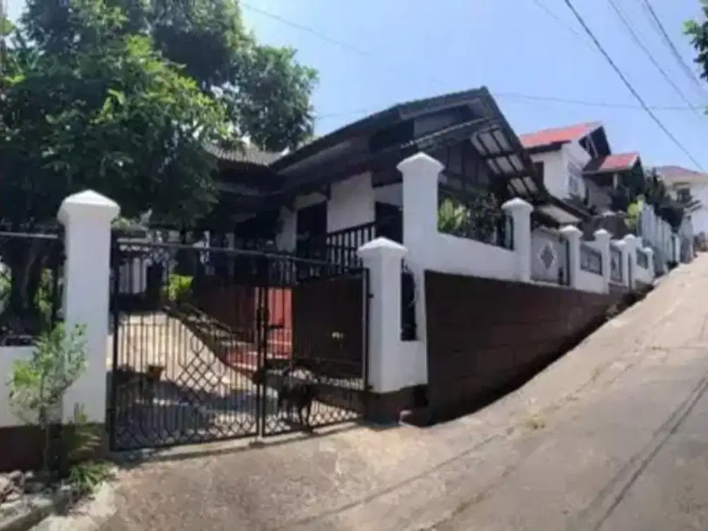 DIJUAL RUMAH MASUK GANG -+ 35m Dari JALAN MT. HARYONO – KN