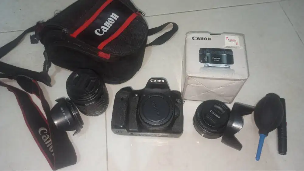 Canon 70D second, sepaket lensa kit bonus 50mm stm
