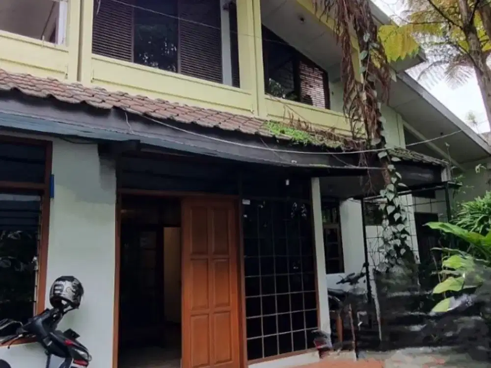 Dijual Rumah Lama di Sukasari Bandung. Jawa Barat