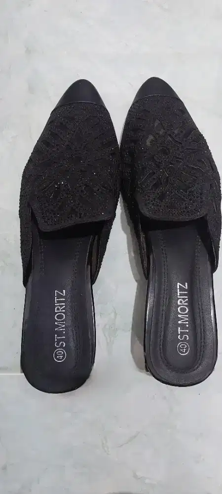 Sendal ST.MORITZ wanita size 40 hitam