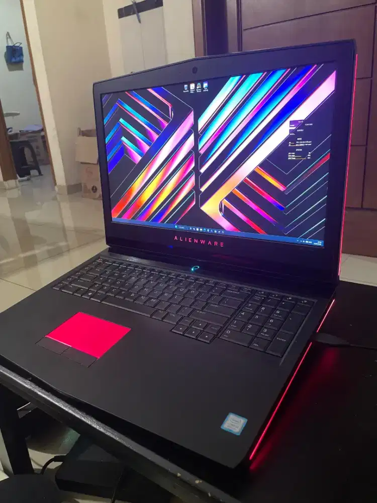 Laptop Alienware 17/16gb/SSD480/HDD1TB/GTX1070-8GB