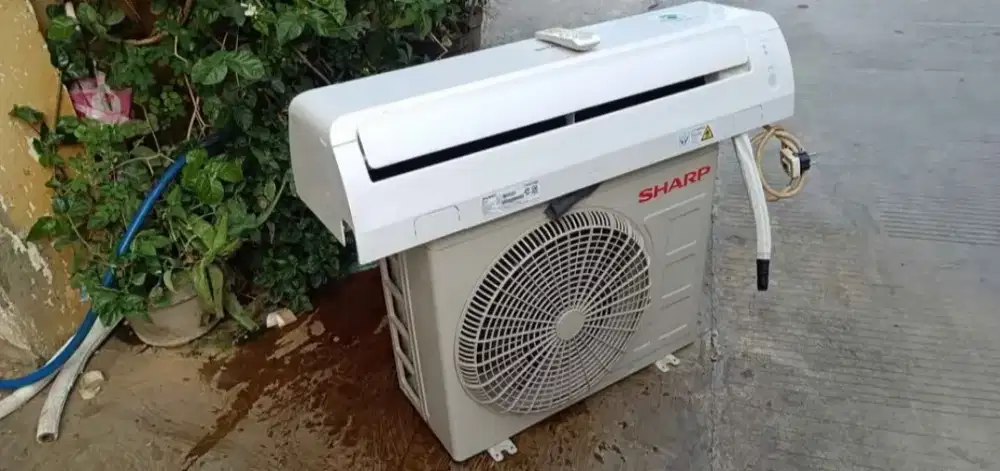 AC Sharp 1/2 pk baru 6 bualn