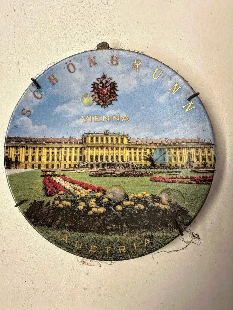 Piring pajangan dinding Vintage