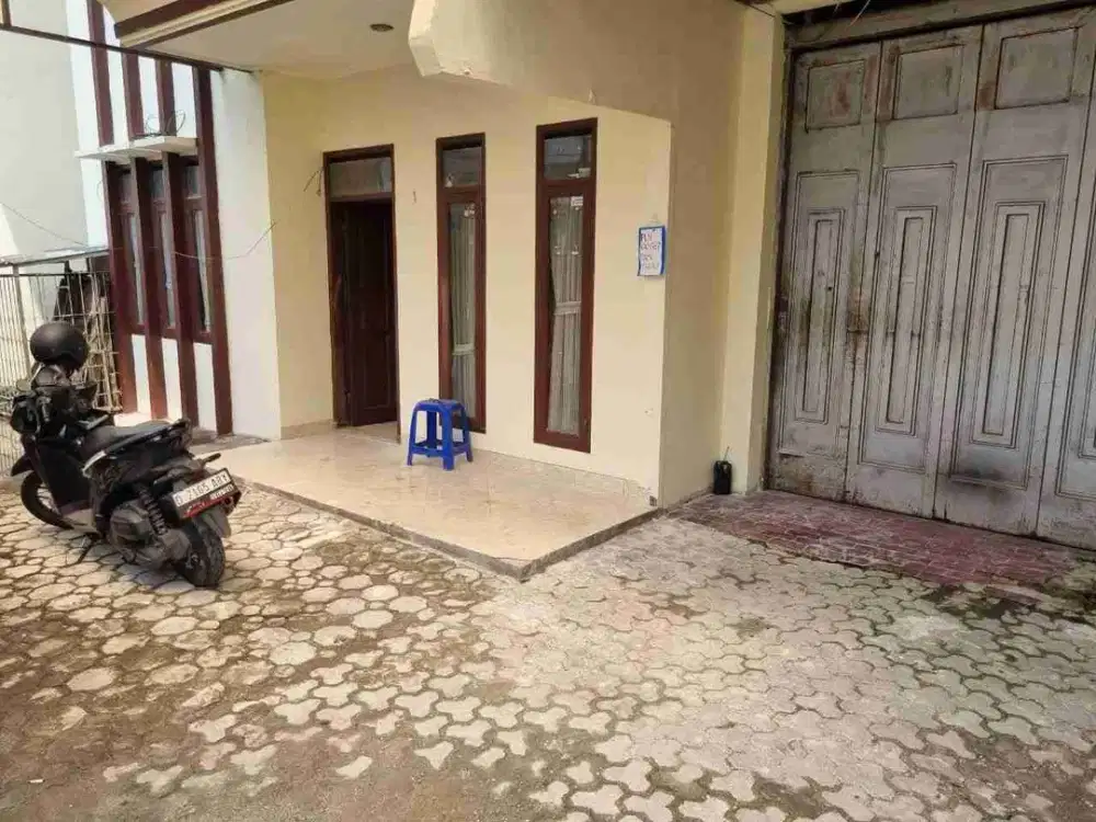 rumah ex gudang sayap bkr Buahbatu cocok untuk kosan atau hunian