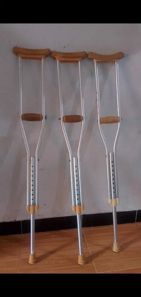 Tongkat kruk, alat bantu jalan