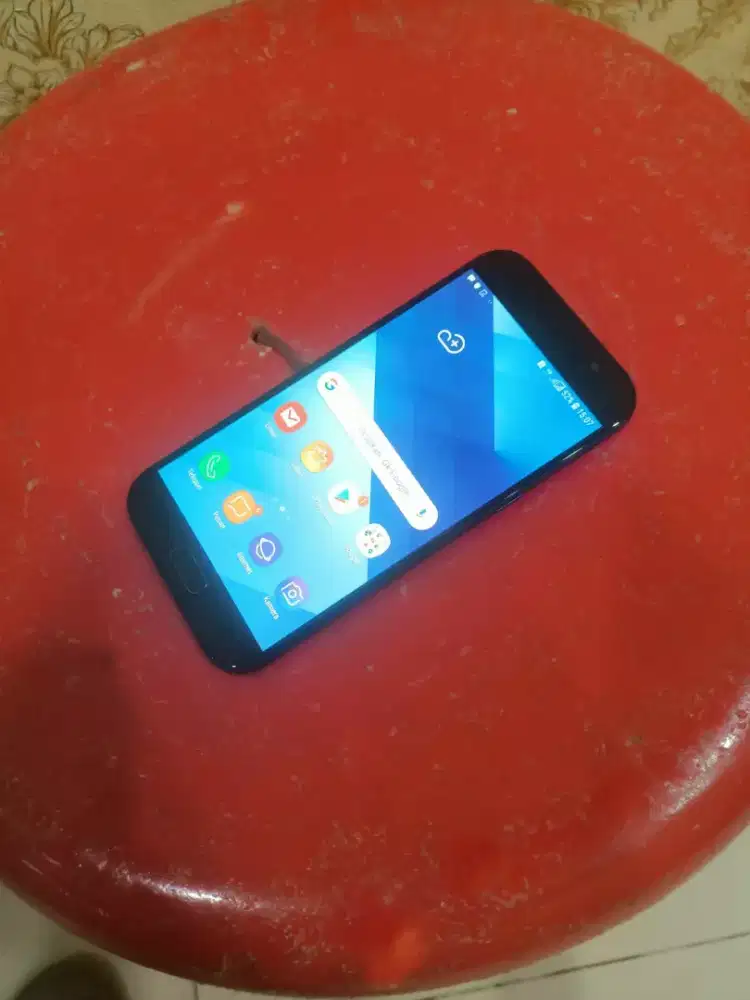 Samsung A5 2017 ram 3/32 Nfc normal semua nya msh original smua hp cas