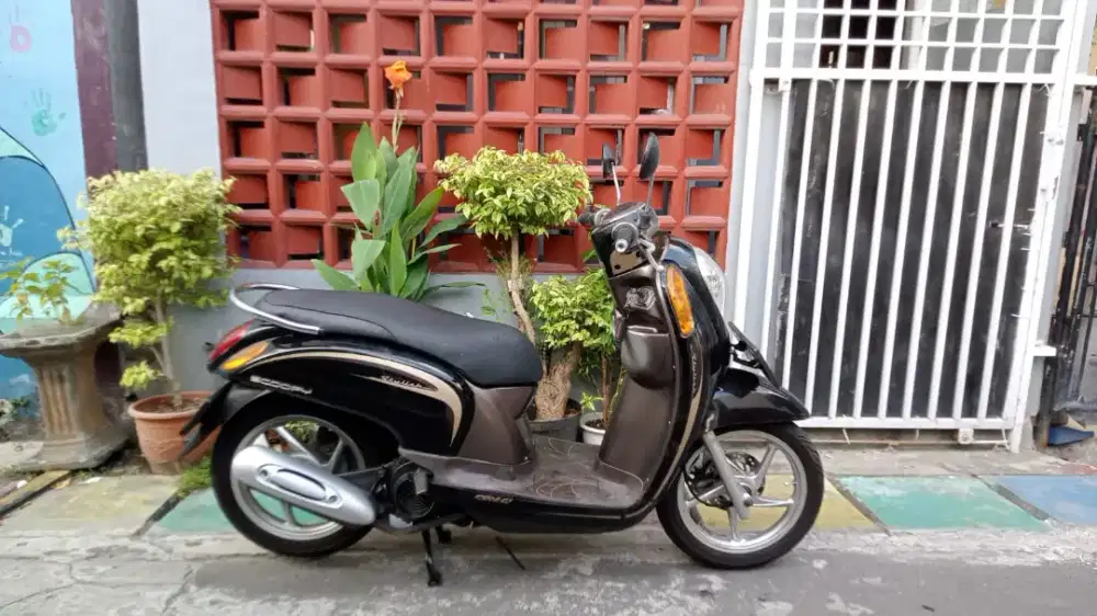 scoopy fi stylish 2013 mulus bagus mesin terawat