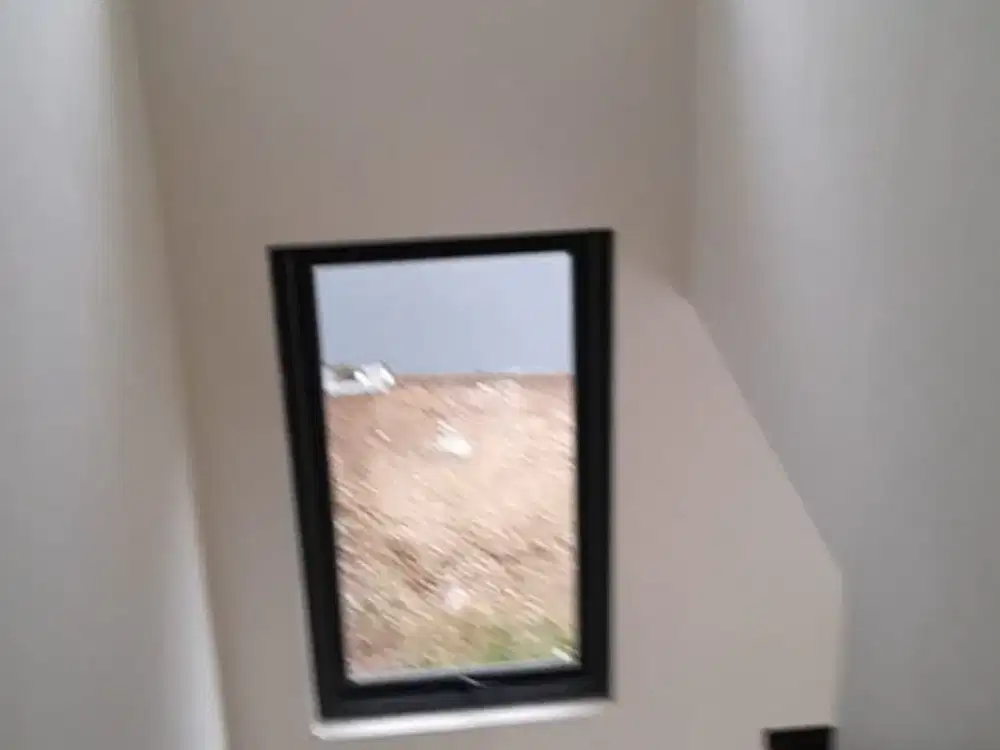 Rumah Bersih Bagus 2 Lantai Siap Huni di BSD