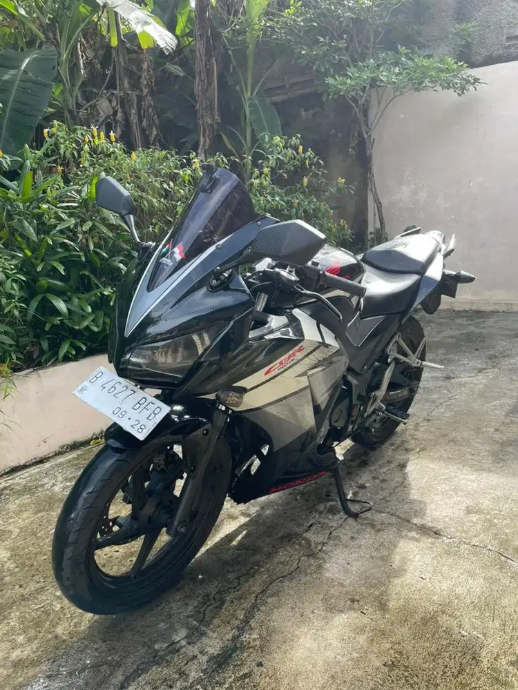 CBR 150 R 2015 K45A