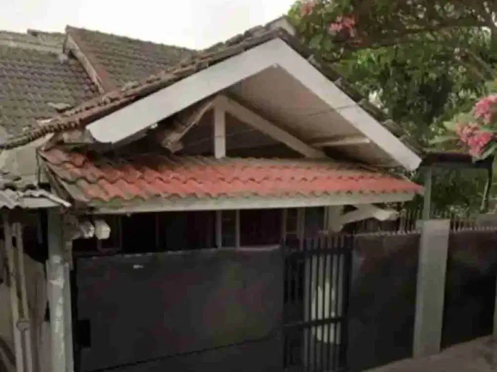 Rumah Lama Bintaro Graha Ada Kelebihan tanah disamping 40 m²